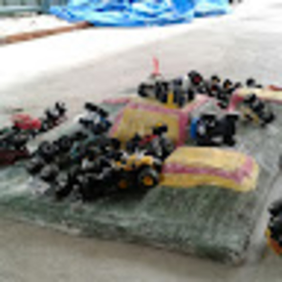 Meet your Posher, Baisboss - Picture 1 of 1